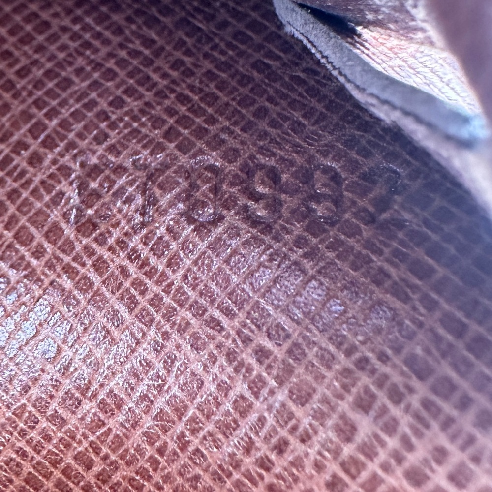 AUTHENTIC Louis Vuitton wallet. Good condition. - Picture 13 of 13